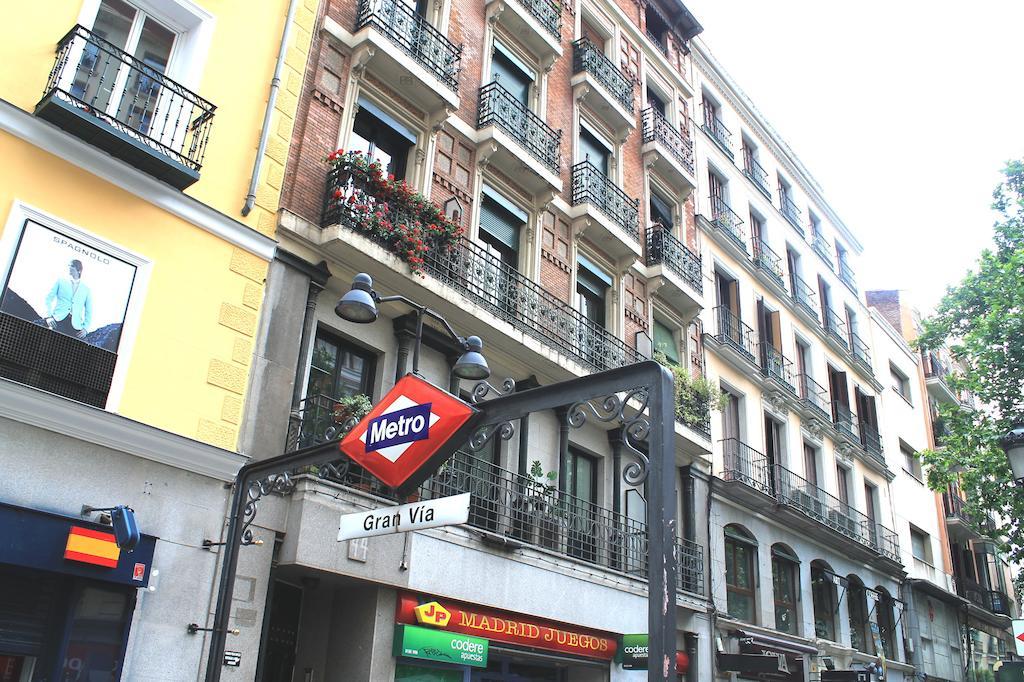 Gran Via Sol Apartamentos Madri Exterior foto